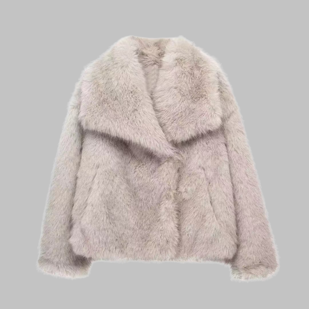 Tatsulok - Classy Long Sleeve Collared Fuzzy Coat