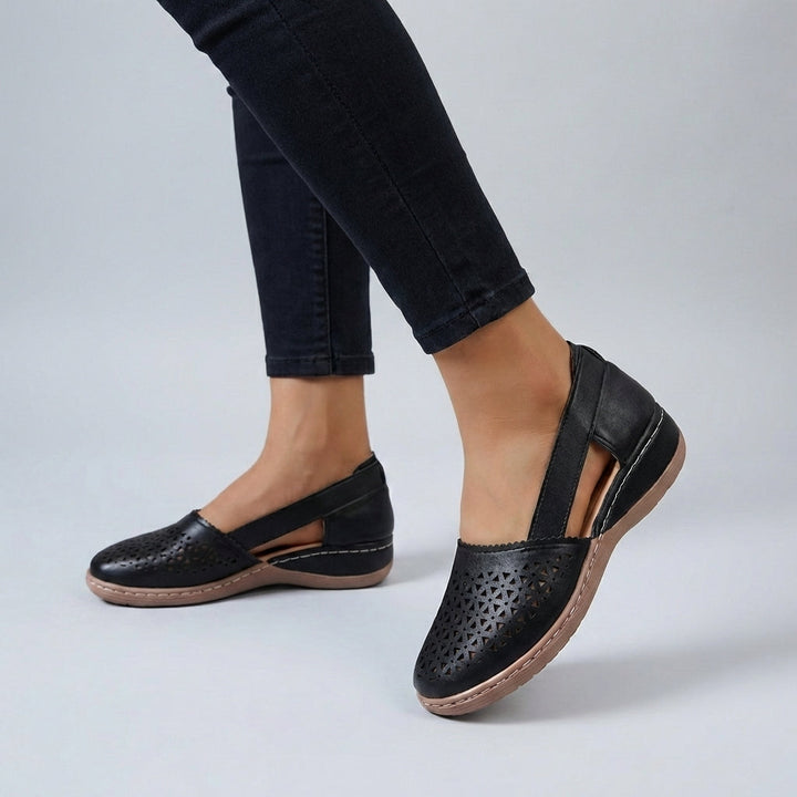 Sydney | Women’s Orthopedic Scalloped Cut-Out Comfort Sandals