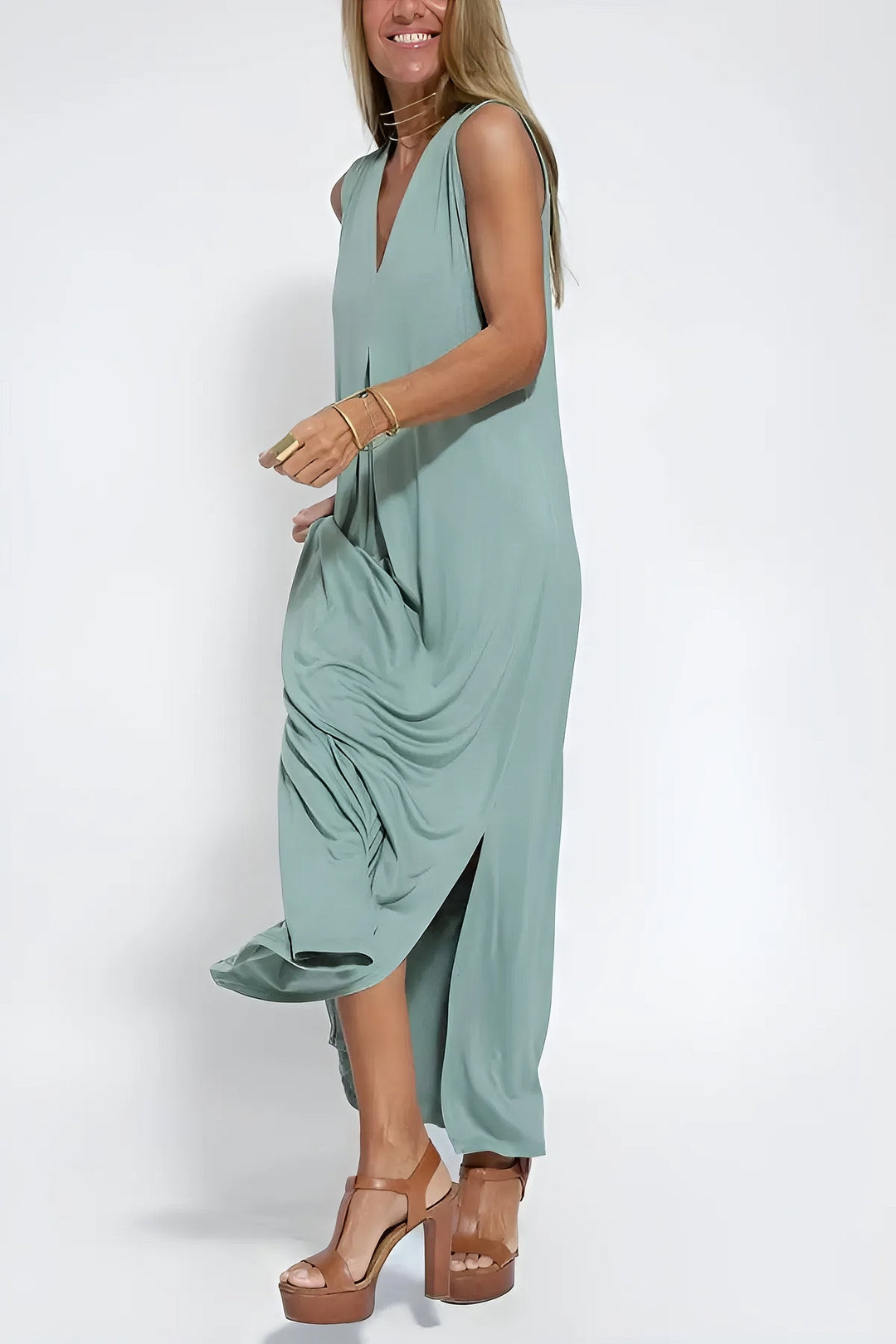Plus Size Sleeveless Maxi Dress V-Neck Casual Elegant
