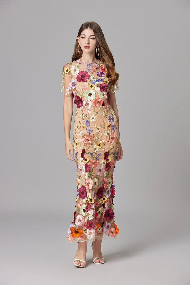 Women's Floral Applique Sleeveless Maxi Dress